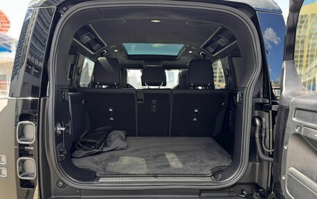 Land Rover Defender II, 2025 год, 33 900 000 рублей, 10 фотография