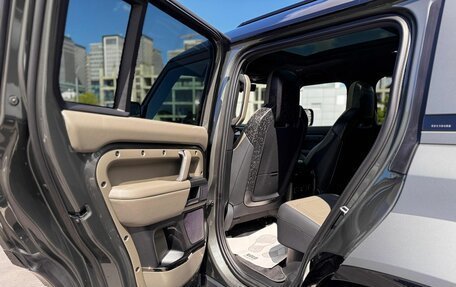 Land Rover Defender II, 2025 год, 33 900 000 рублей, 20 фотография