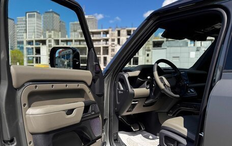 Land Rover Defender II, 2025 год, 33 900 000 рублей, 14 фотография
