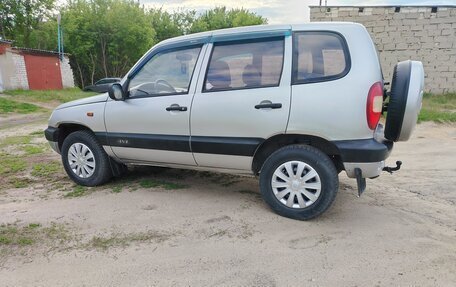 Chevrolet Niva I рестайлинг, 2004 год, 315 000 рублей, 7 фотография