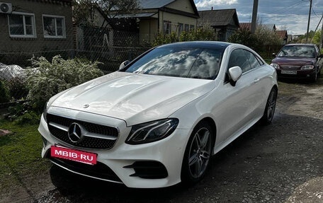 Mercedes-Benz E-Класс, 2018 год, 3 990 000 рублей, 3 фотография