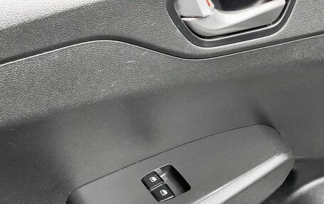Hyundai Solaris II рестайлинг, 2018 год, 1 050 000 рублей, 9 фотография
