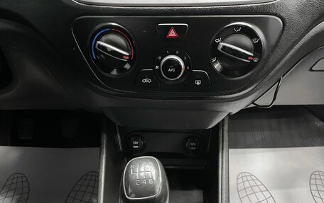 Hyundai Solaris II рестайлинг, 2018 год, 1 050 000 рублей, 25 фотография