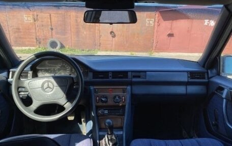 Mercedes-Benz W124, 1989 год, 500 000 рублей, 7 фотография