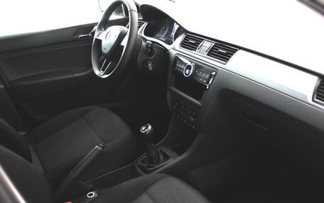 Skoda Rapid I, 2016 год, 835 000 рублей, 10 фотография