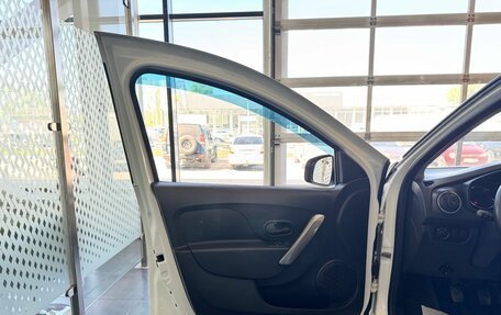 Renault Logan II, 2019 год, 999 000 рублей, 7 фотография
