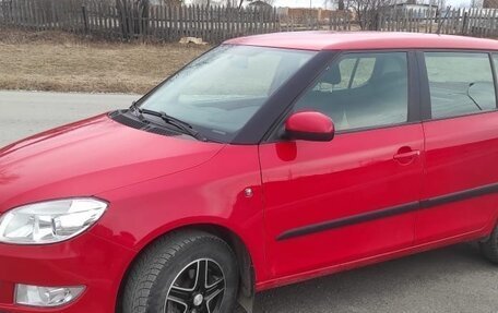 Skoda Fabia II, 2012 год, 700 000 рублей, 3 фотография