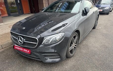 Mercedes-Benz E-Класс, 2019 год, 6 220 000 рублей, 1 фотография