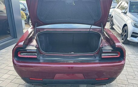 Dodge Challenger III рестайлинг 2, 2022 год, 8 470 000 рублей, 10 фотография