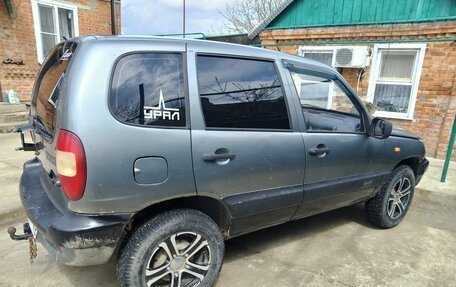 Chevrolet Niva I рестайлинг, 2006 год, 290 000 рублей, 3 фотография