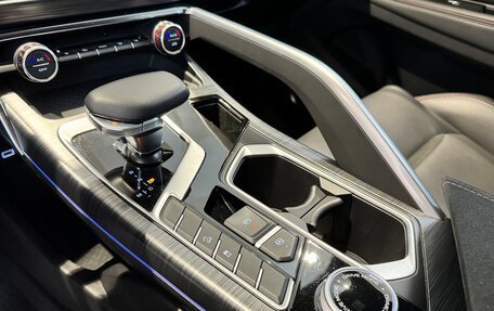Geely Tugella FY11, 2023 год, 2 950 000 рублей, 9 фотография