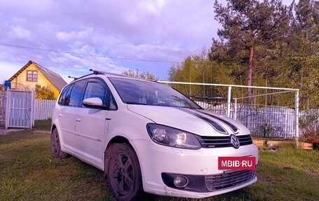 Volkswagen Touran III, 2010 год, 1 100 000 рублей, 3 фотография