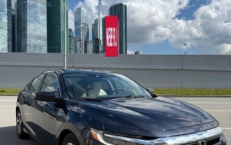 Honda Insight III, 2019 год, 1 850 000 рублей, 2 фотография