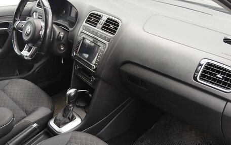 Volkswagen Polo VI (EU Market), 2018 год, 1 240 000 рублей, 4 фотография