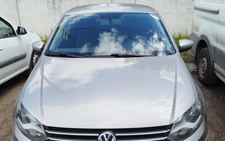 Volkswagen Polo VI (EU Market), 2018 год, 1 240 000 рублей, 2 фотография