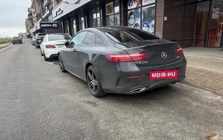 Mercedes-Benz E-Класс, 2019 год, 6 220 000 рублей, 3 фотография
