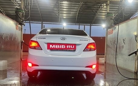 Hyundai Solaris II рестайлинг, 2015 год, 990 000 рублей, 23 фотография