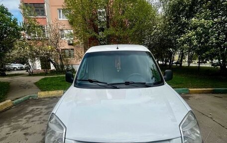 Peugeot Partner II рестайлинг 2, 2011 год, 520 000 рублей, 2 фотография