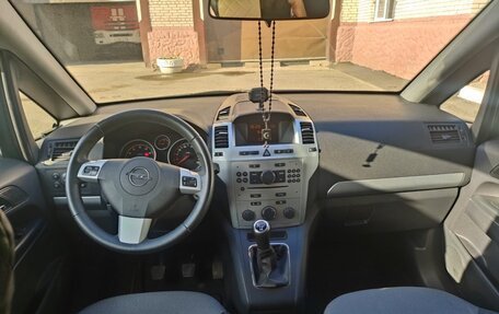 Opel Zafira B, 2012 год, 799 800 рублей, 9 фотография