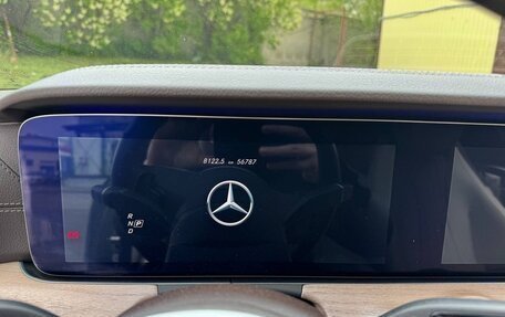 Mercedes-Benz E-Класс, 2019 год, 5 800 000 рублей, 6 фотография
