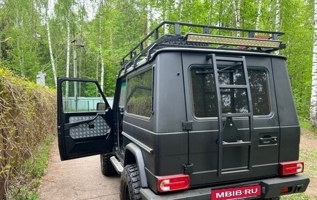 Mercedes-Benz G-Класс W463 рестайлинг _ii, 1997 год, 3 000 000 рублей, 3 фотография