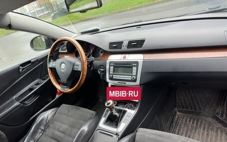 Volkswagen Passat B6, 2006 год, 585 000 рублей, 9 фотография