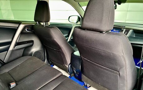 Toyota RAV4, 2017 год, 2 699 000 рублей, 28 фотография