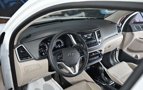 Hyundai Tucson III, 2016 год, 1 595 000 рублей, 9 фотография