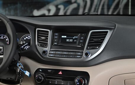 Hyundai Tucson III, 2016 год, 1 595 000 рублей, 10 фотография
