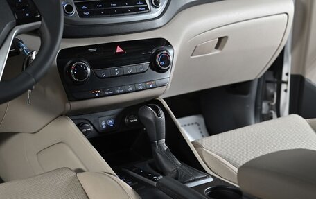 Hyundai Tucson III, 2016 год, 1 595 000 рублей, 11 фотография