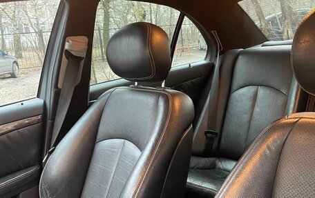 Mercedes-Benz E-Класс, 2005 год, 1 150 000 рублей, 6 фотография