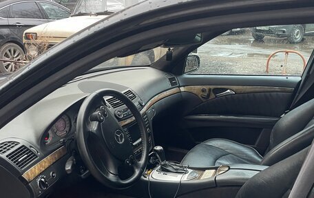 Mercedes-Benz E-Класс, 2005 год, 1 150 000 рублей, 11 фотография