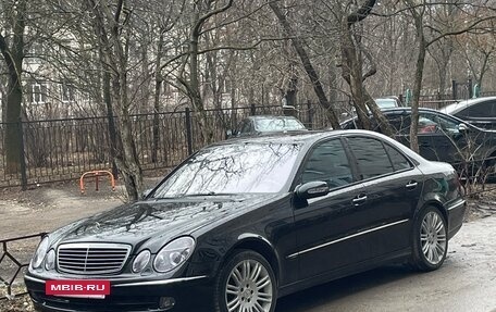 Mercedes-Benz E-Класс, 2005 год, 1 150 000 рублей, 9 фотография