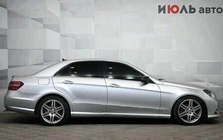 Mercedes-Benz E-Класс, 2011 год, 1 995 000 рублей, 8 фотография