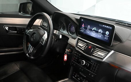 Mercedes-Benz E-Класс, 2011 год, 1 995 000 рублей, 10 фотография