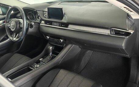 Mazda 6, 2020 год, 2 465 000 рублей, 11 фотография