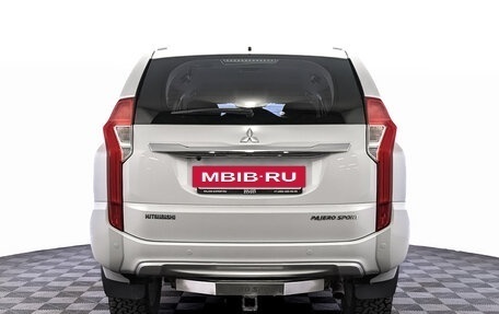 Mitsubishi Pajero Sport III рестайлинг, 2019 год, 3 250 000 рублей, 6 фотография