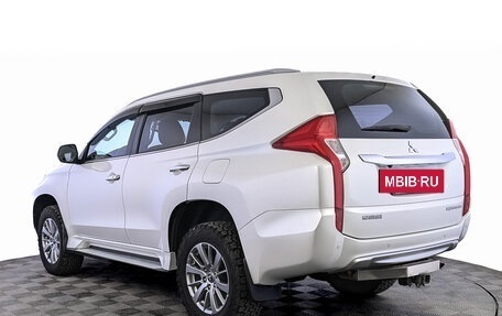 Mitsubishi Pajero Sport III рестайлинг, 2019 год, 3 250 000 рублей, 7 фотография