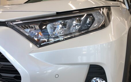 Toyota RAV4, 2023 год, 4 890 000 рублей, 3 фотография
