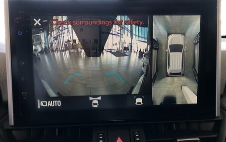 Toyota RAV4, 2023 год, 4 890 000 рублей, 16 фотография
