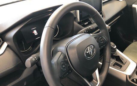 Toyota RAV4, 2023 год, 4 890 000 рублей, 21 фотография
