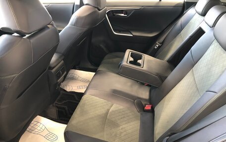 Toyota RAV4, 2023 год, 4 890 000 рублей, 22 фотография