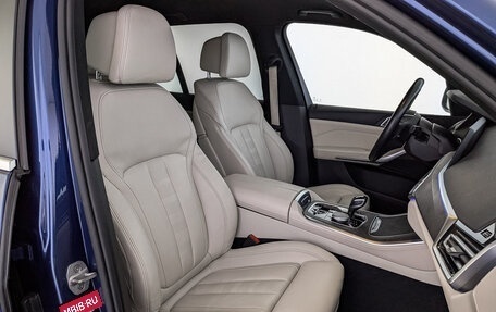 BMW X5, 2019 год, 6 100 000 рублей, 24 фотография