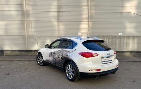 Infiniti QX50 I рестайлинг, 2015 год, 1 639 000 рублей, 7 фотография