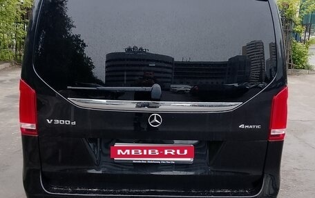 Mercedes-Benz V-Класс, 2021 год, 7 950 000 рублей, 2 фотография