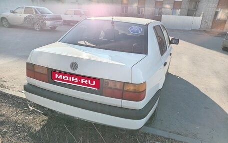 Volkswagen Vento, 1993 год, 280 000 рублей, 4 фотография