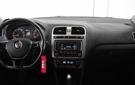 Volkswagen Polo VI (EU Market), 2017 год, 955 000 рублей, 5 фотография