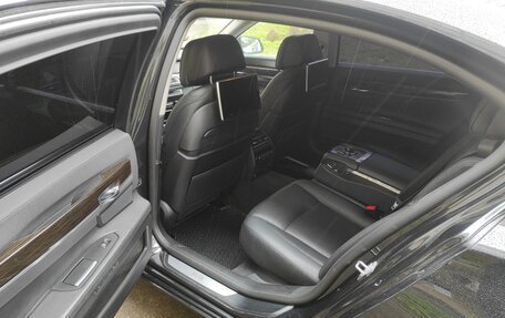BMW 7 серия, 2012 год, 2 300 000 рублей, 2 фотография