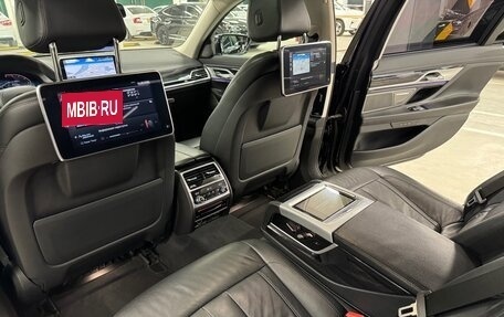 BMW 7 серия, 2019 год, 6 349 000 рублей, 19 фотография