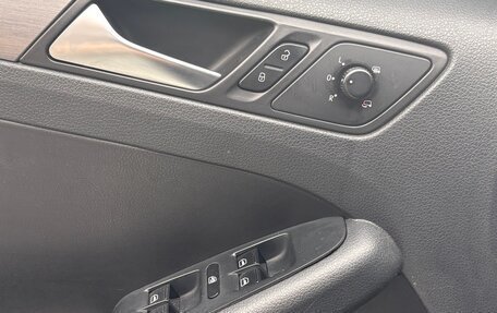 Volkswagen Jetta VI, 2011 год, 1 220 000 рублей, 9 фотография